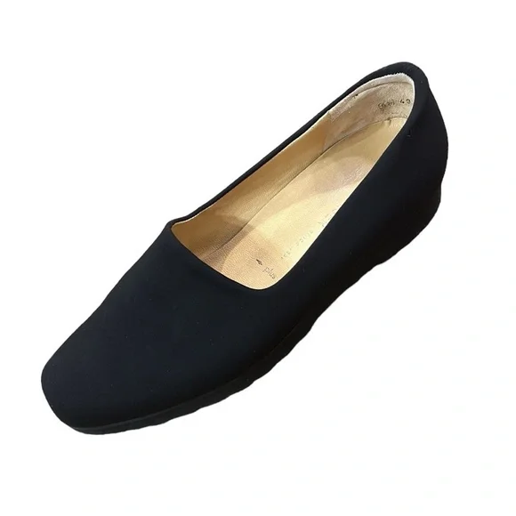 Peter Kaiser Stretch Loafers Scalloped Bottom Casual Comfy Women’s 6.5 Black - Picture 8 of 13